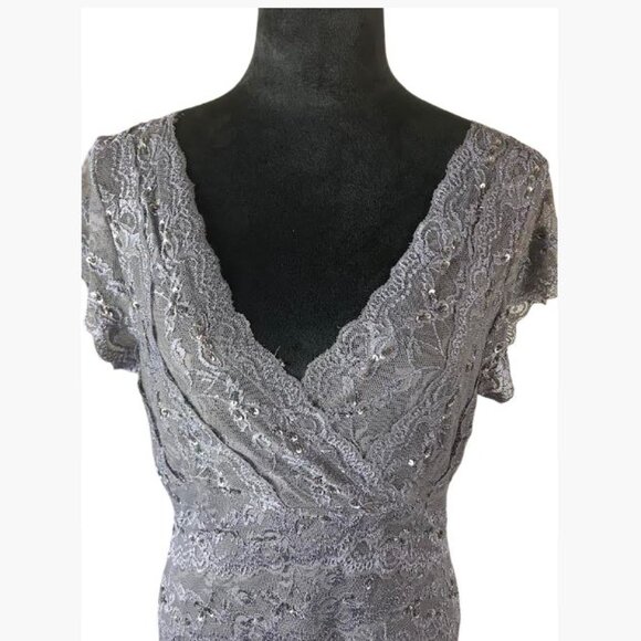 Blu Sage Medium Gray Lace Cocktail Evening Dress With Sequins Size 12 EUC - Picture 2 of 10